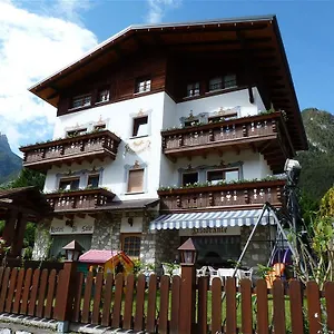 Al Sole 3*, Auronzo di Cadore Italie